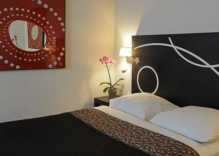 Hotel apartamentowy Le Carmin By Popinns 2*